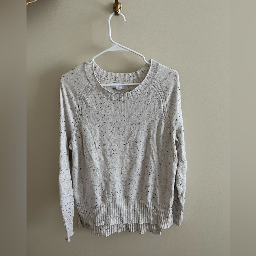 Old Navy Speckled oatmeal light weight sweater